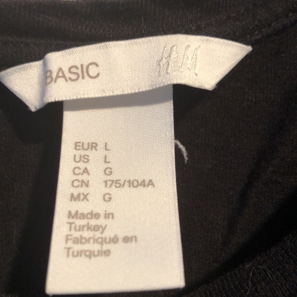 H&M Top - Picture 2 of 5